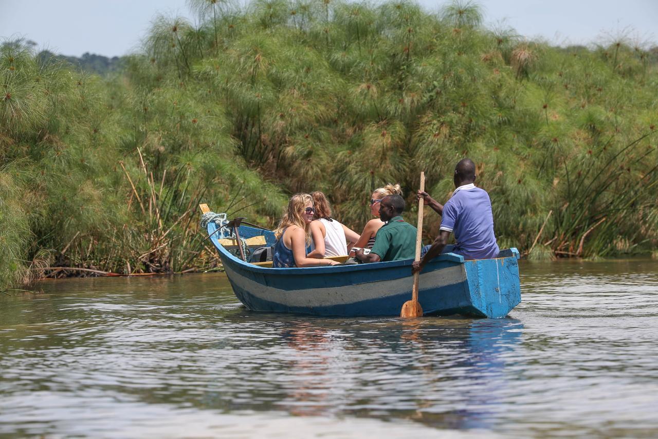 Brovad Sands Lodge Kalangala Екстер'єр фото